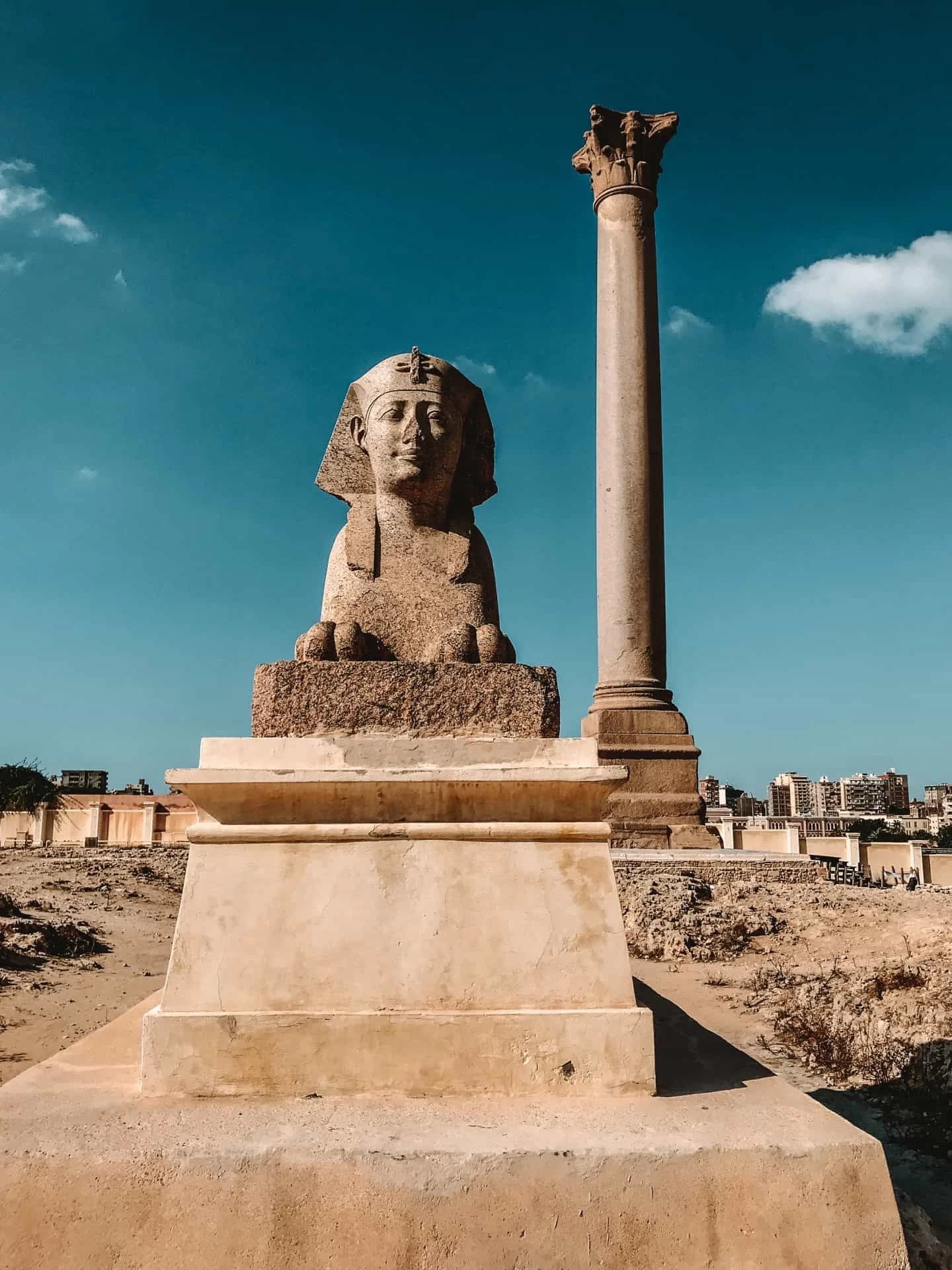 Ultimate Egypt Experience: Cairo, Alexandria, Nile Cruise & Hurghada }}
