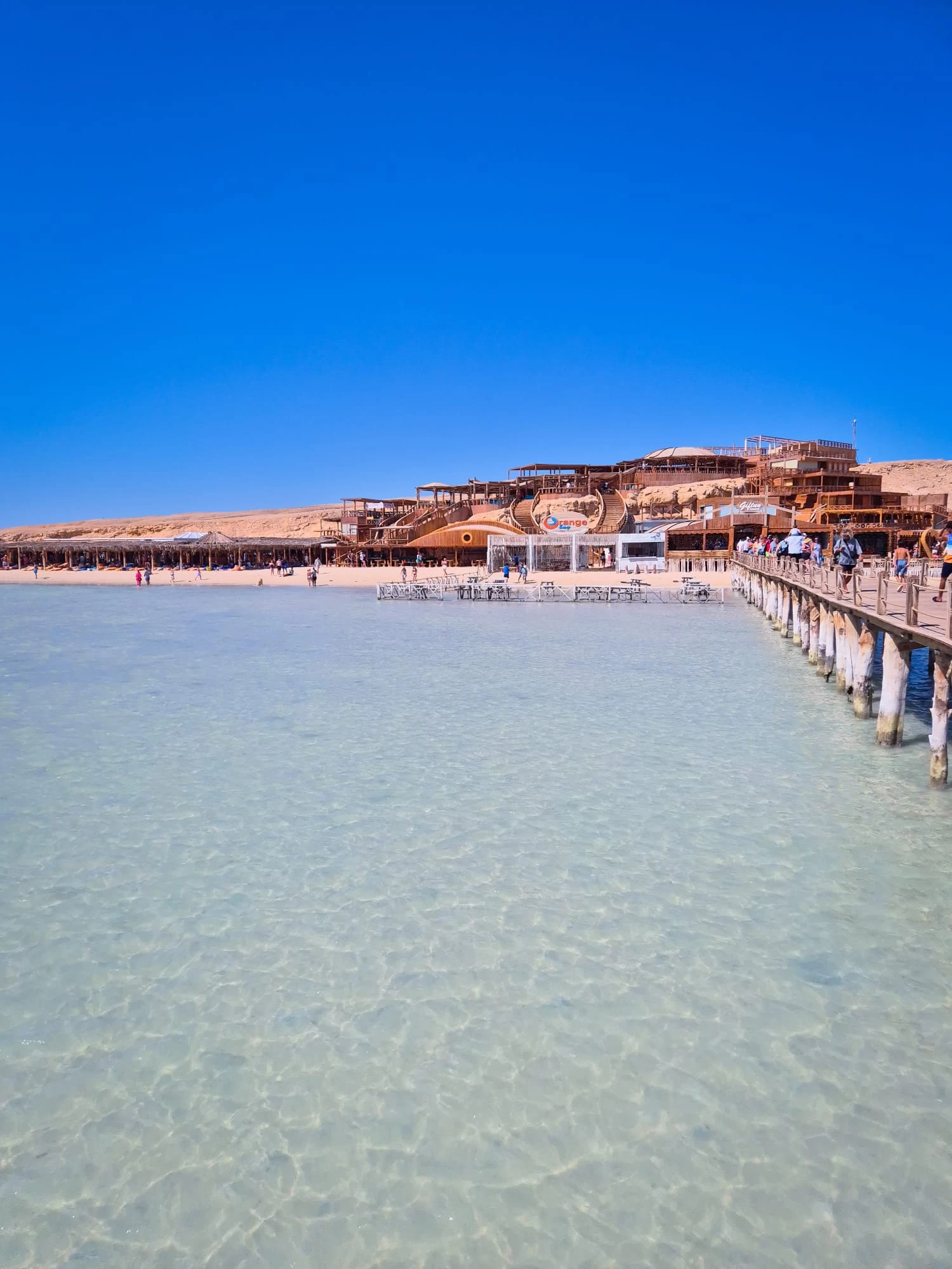 Orange Bay Snorkelling Day Tour }}