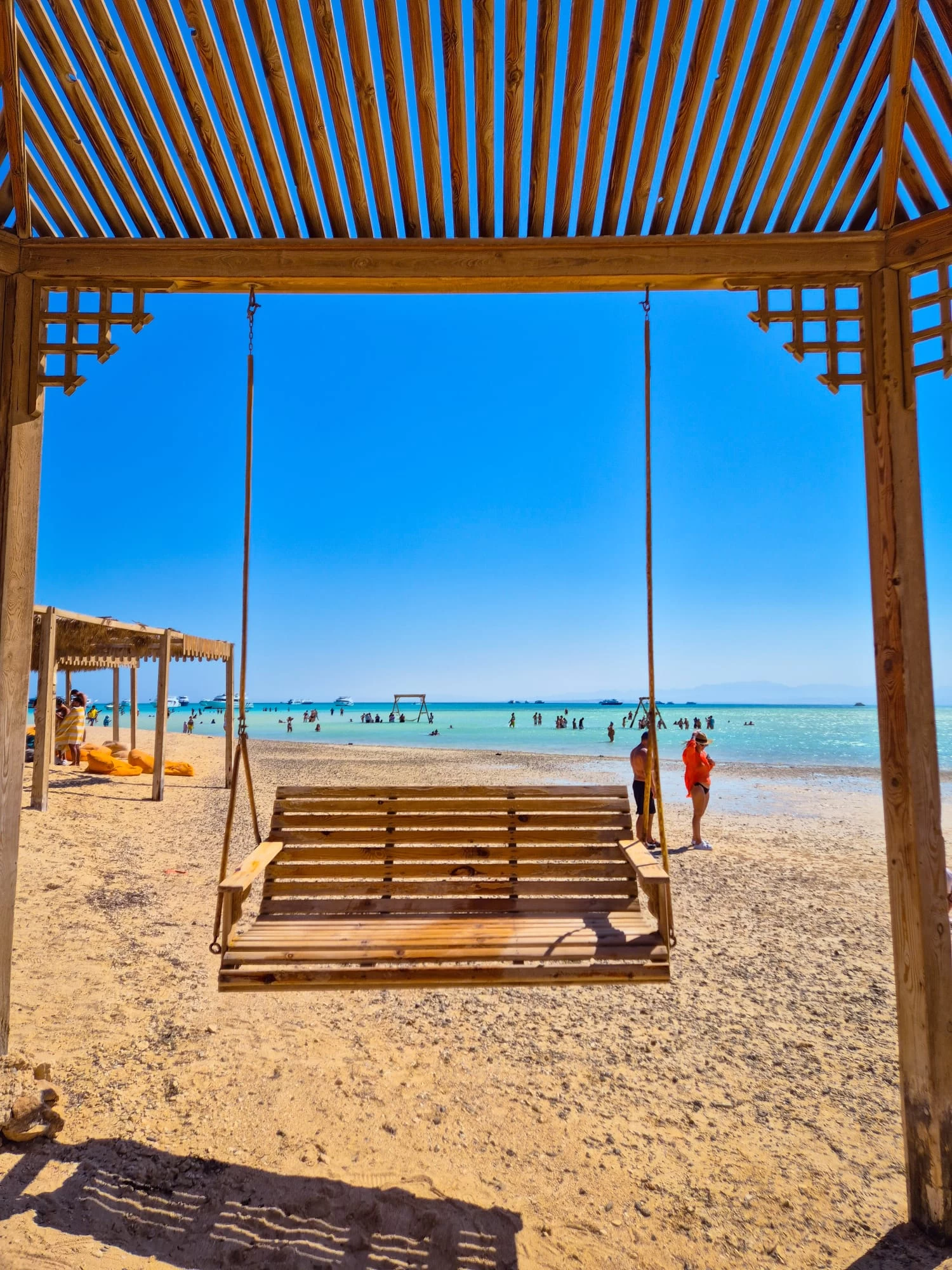 Orange Bay Snorkelling Day Tour }}