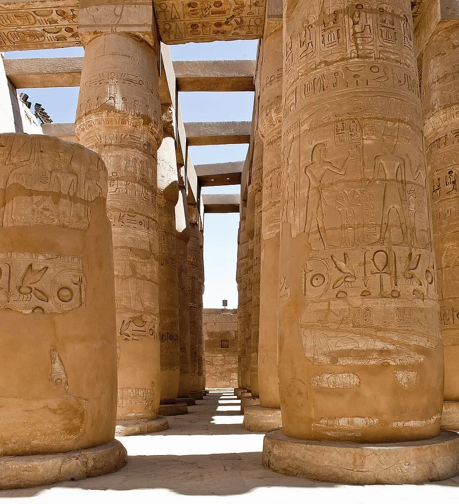 Excursão de Um Dia a Luxor por Avião a partir de Sharm el-Sheikh }}