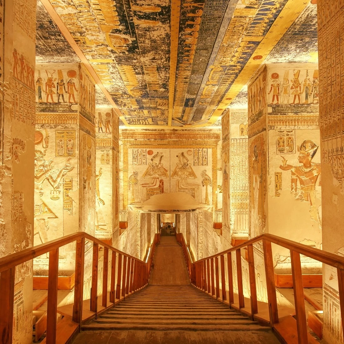 Excursão de Um Dia a Luxor por Avião a partir de Sharm el-Sheikh }}