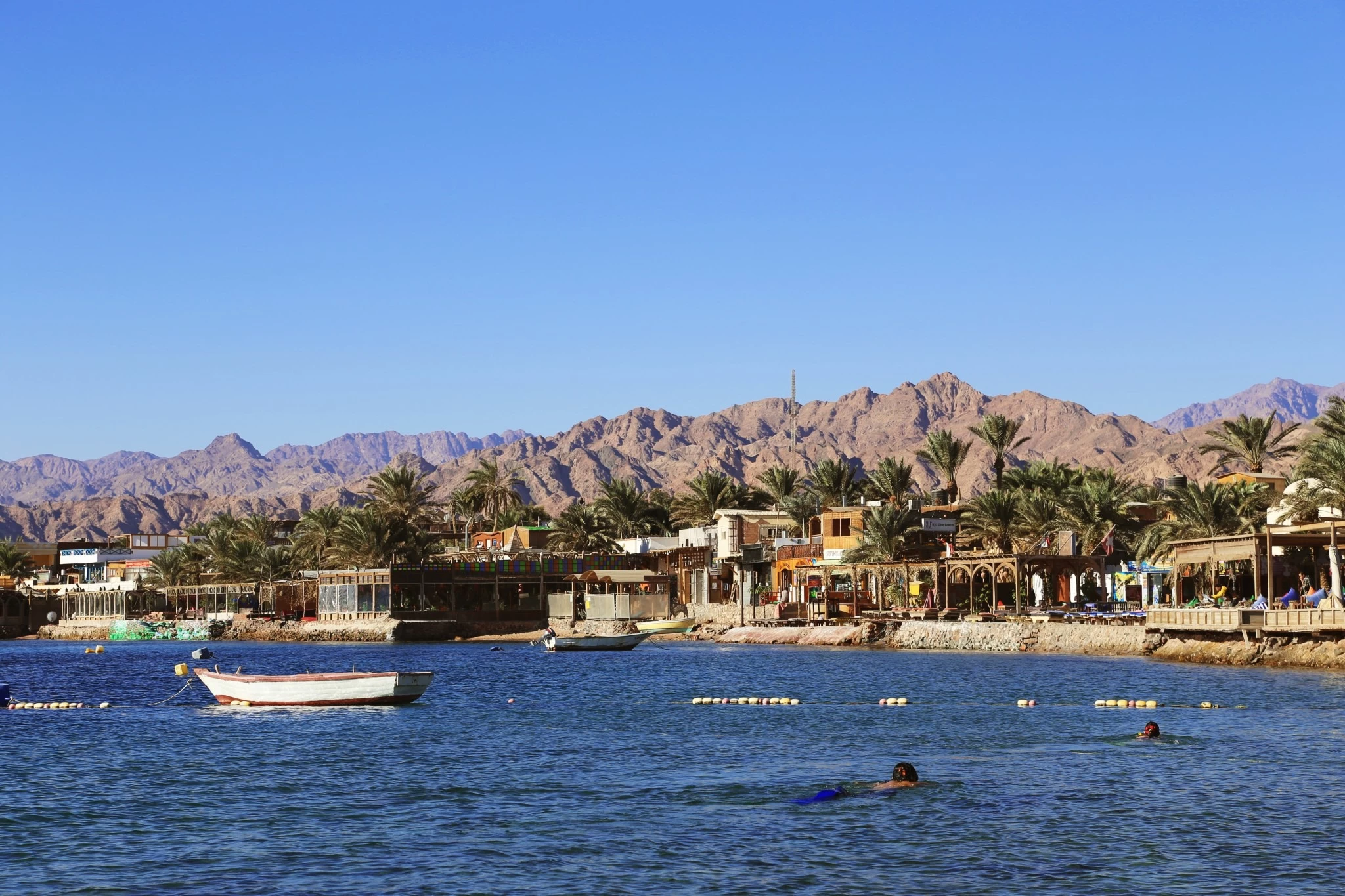Excursão de Um Dia ao Mosteiro de Santa Catarina e Dahab }}