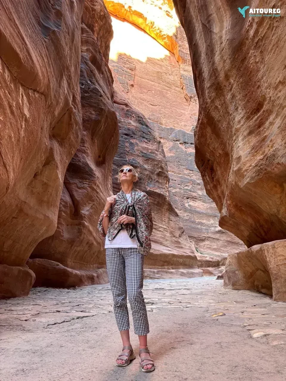 Excursão de Um Dia a Petra a partir de Sharm el-Sheikh }}