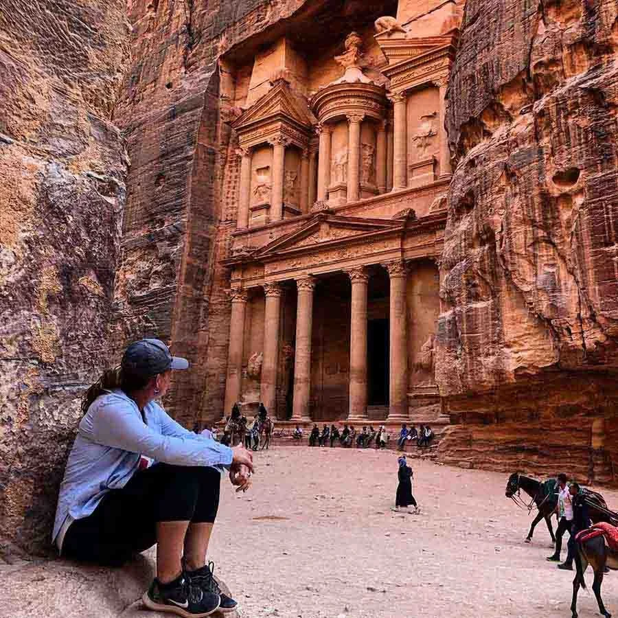 Excursão de Um Dia a Petra a partir de Sharm el-Sheikh }}