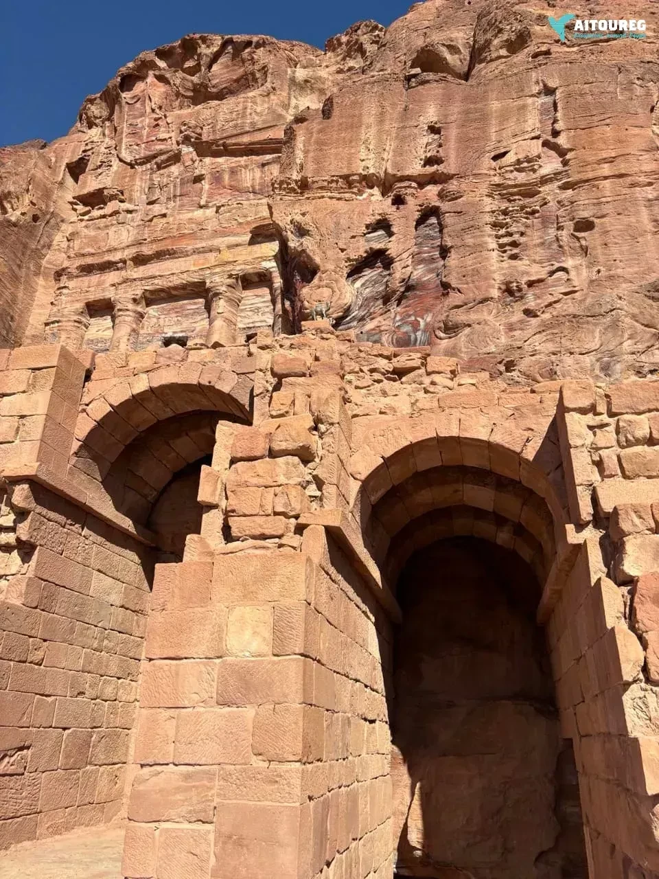 Excursão de Um Dia a Petra a partir de Sharm el-Sheikh }}