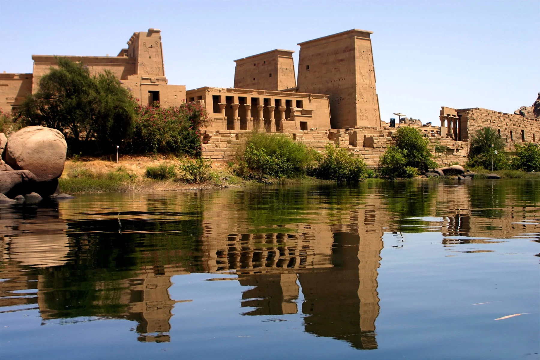 Aswan Overnigh from Luxor }}